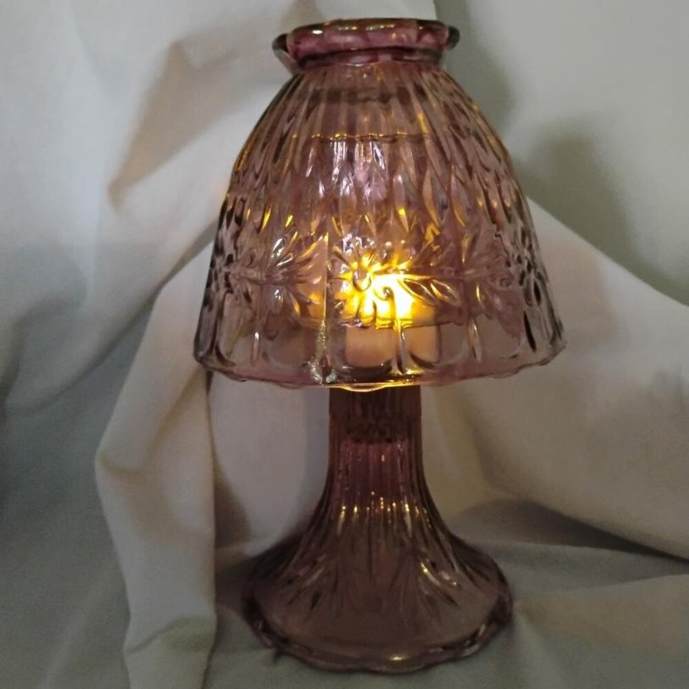 Princess House plum pink iridescent glass fairy lamp - Picture 2 of 8